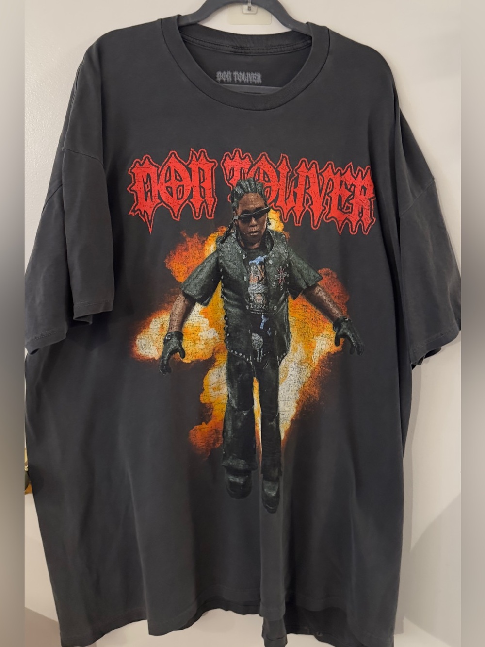 DON TOLIVER Men's Black Graphic Tee - Short Sleeve